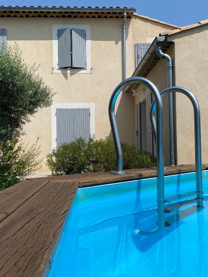 아우비그난 Chambre D'Hotes Le Jardin Des Cigales B&B 외부 사진